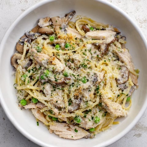 Golden, bubbly Turkey Tetrazzini with a crunchy panko topping, perfect for a cozy dinner.